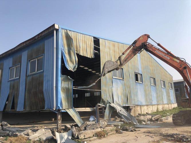 江西钢结构在建厂房拆除的相关图片