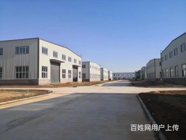 河南省息县工业园新建厂房的相关图片