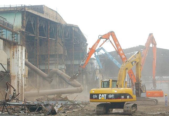 第九化建厂房拆除项目的相关图片